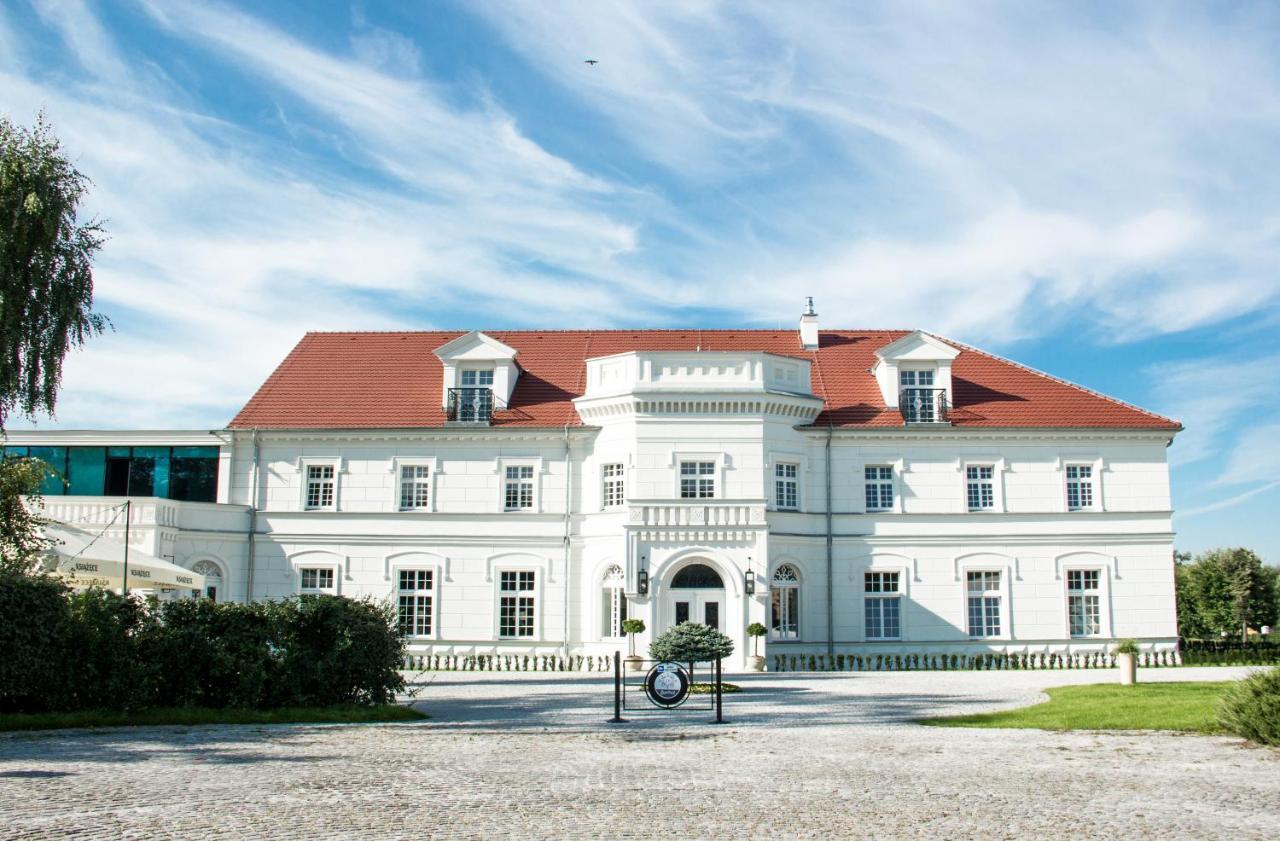 Palac Na Opieszynie Wrzesnia