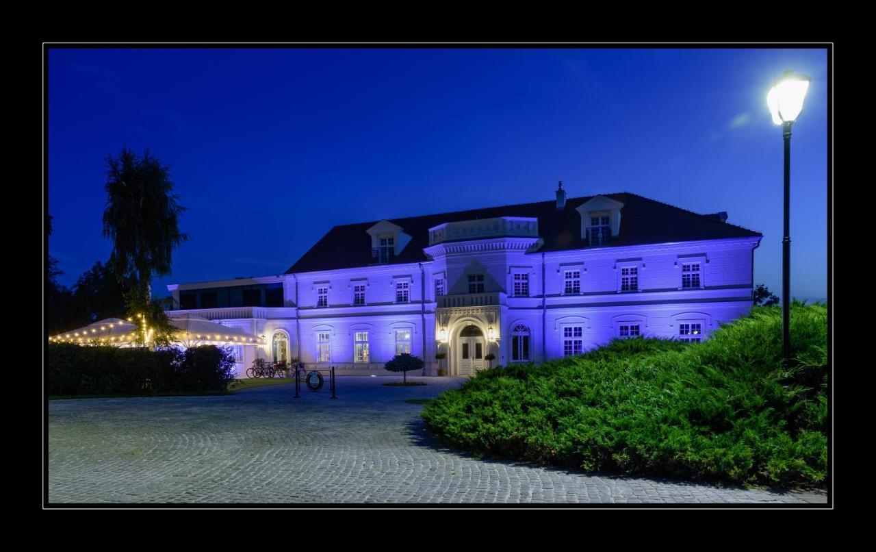 Palac Na Opieszynie Hotel Wrzesnia